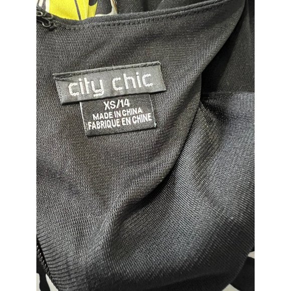 City Chic Floral Dress XS Size 14 Satin Black White Fit and Flare Pockets Party - Picture 5 of 8